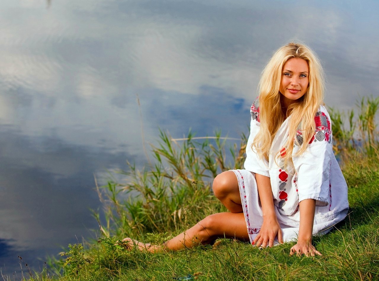 Sexy girl Slavic girls in Manila