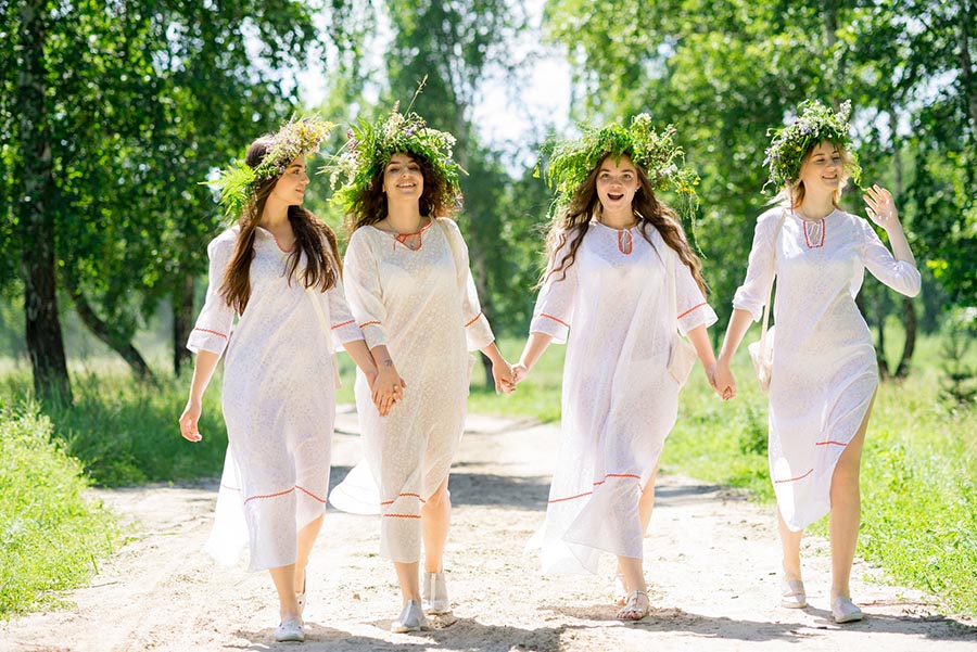 A cozy shot with Slavic girls — straight from Manila