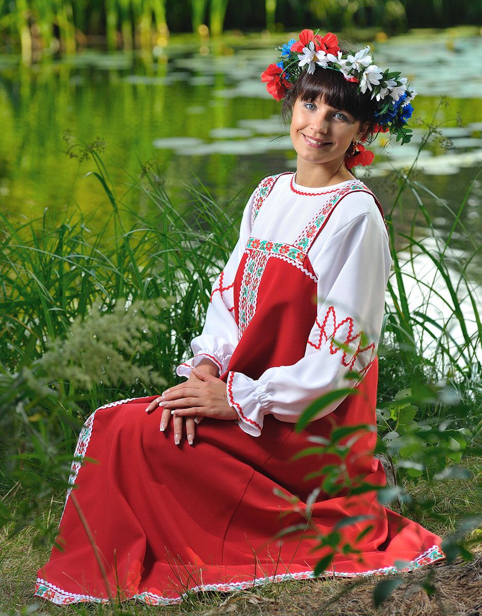 Beautiful girl Girls in Slavic costumes in Manila